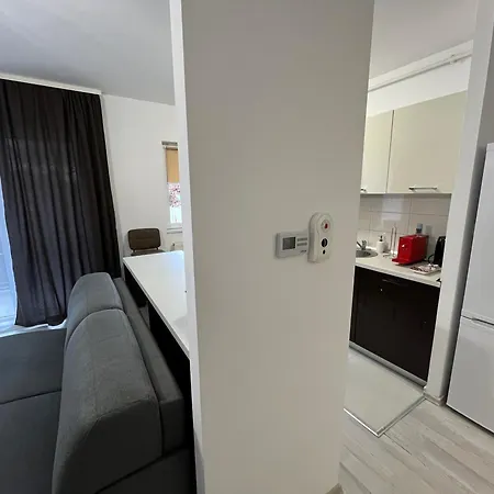 Rbc Apartments With Garden View And Parking Cluj-Napoca Exterior foto
